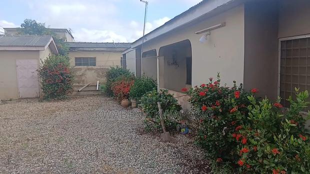 5bdrm House in Old Barrier for sale · Photo 3
