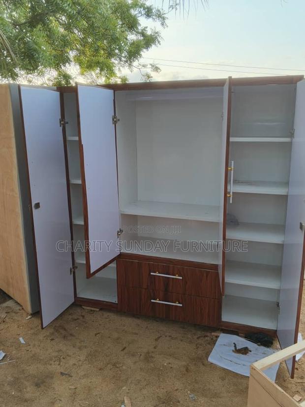 Affordable Wardrobe · Photo 2