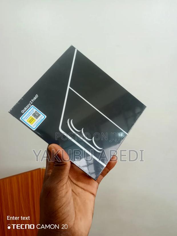 New Samsung Galaxy Z Fold7 256 GB Black · Photo 2