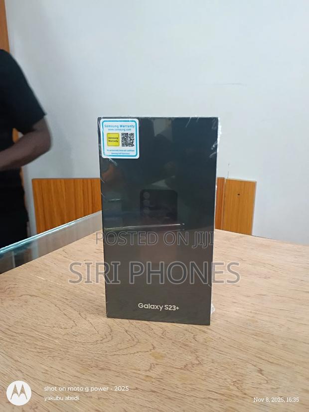 New Samsung Galaxy S23 Plus 256 GB Green · Photo 3