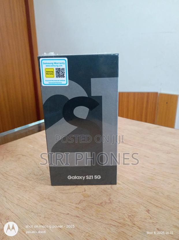New Samsung Galaxy S21 5G 256 GB Black · Photo 1