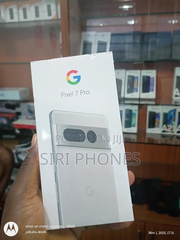 New Google Pixel 7 Pro 128 GB White · Photo 1