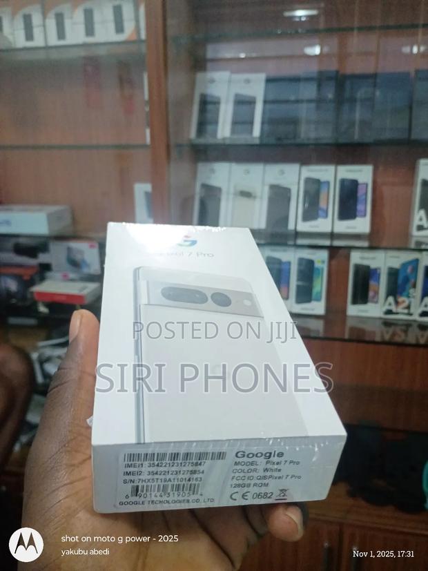 New Google Pixel 7 Pro 128 GB White · Photo 2