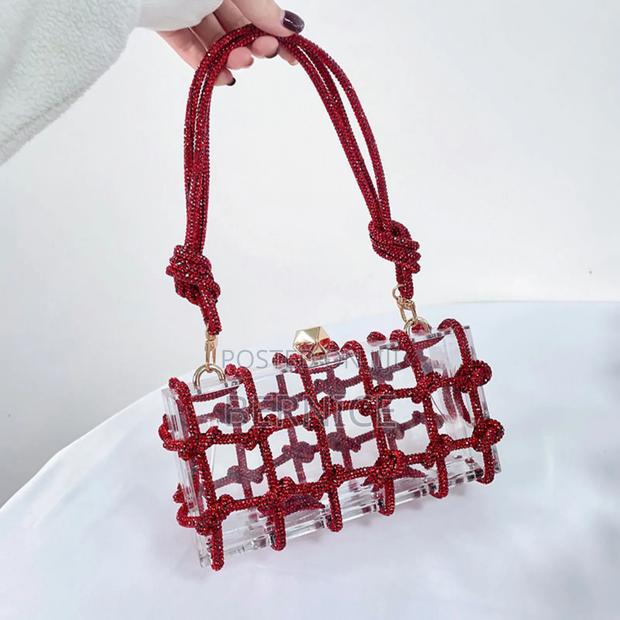Luxury Clutch – Simple, Stylish Sophisticated. · Photo 2