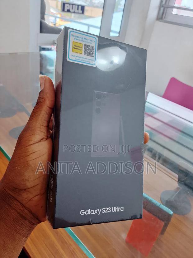 New Samsung Galaxy S23 Ultra 256 GB Black · Photo 4