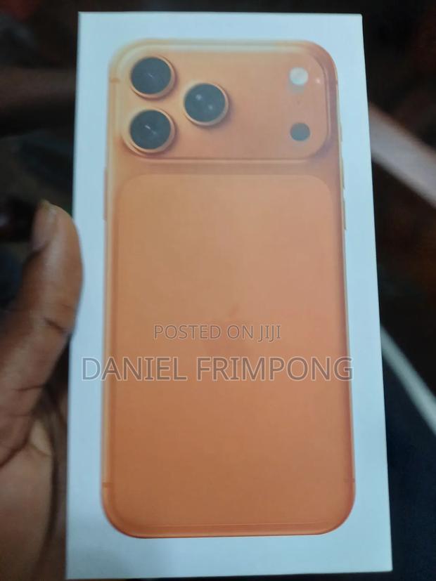 New Apple iPhone XR 128 GB Orange · Photo 2