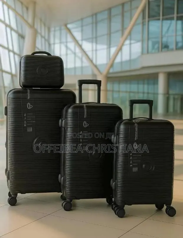 Unbreakable Luggage · Photo 1