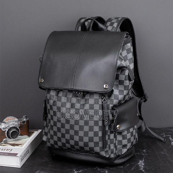 High Quality Waterproof Leather Backpacks · Photo 6