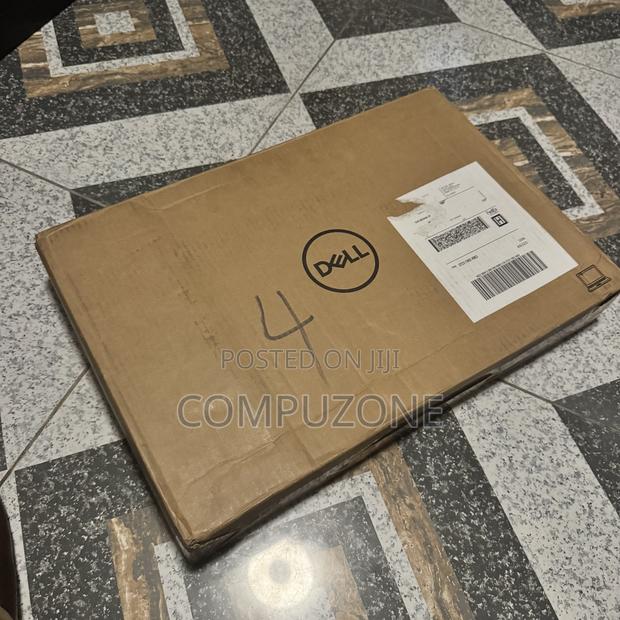 New Laptop Dell G16 7620 16GB Intel Core i9 SSD 1T · Photo 2