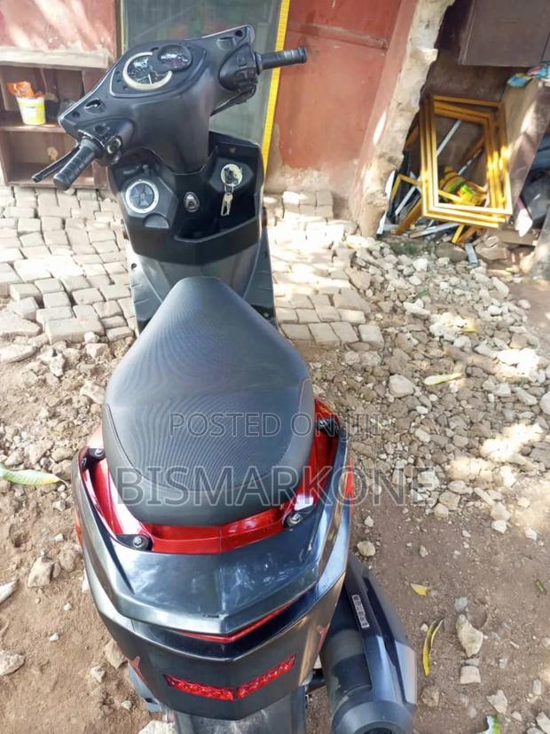 Yamaha NMAX 155 2020 Red · Photo 7