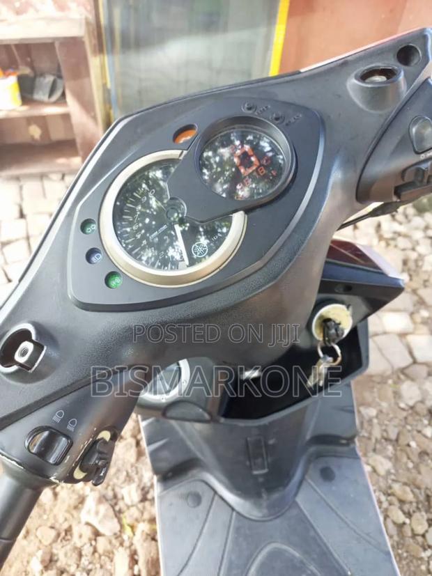 Yamaha NMAX 155 2020 Red · Photo 8