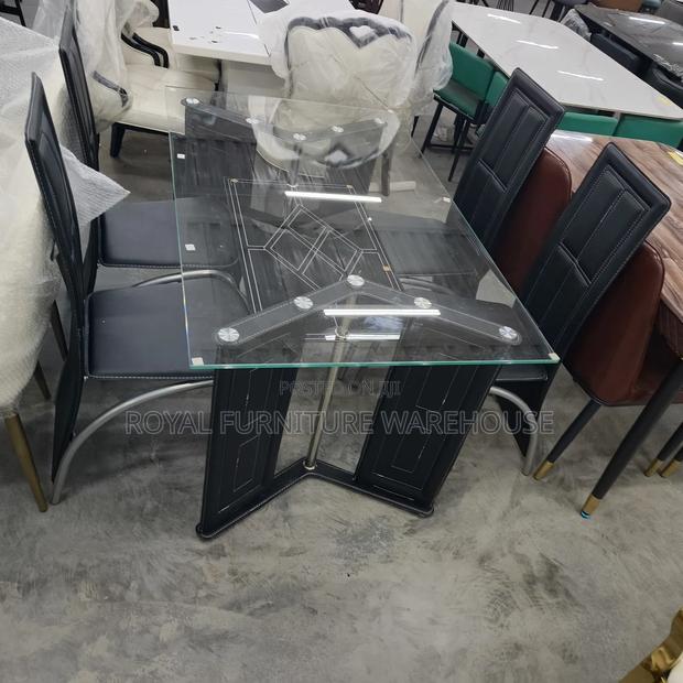 Quality Tempered Glass With 4 Leather Seater · Photo 2