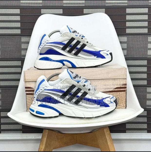 Adidas Adistar Jellyfish Sneaker Available · Photo 3