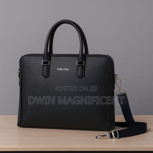 Unisex Waterproof Leather Briefcase Shoulder Laptop Business Bag. · Photo 5
