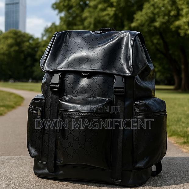 Gucci Gg Backpack Bag · Photo 4