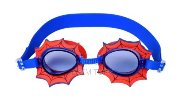 Spiderman Swimming Goggles for Kids · Photo 2