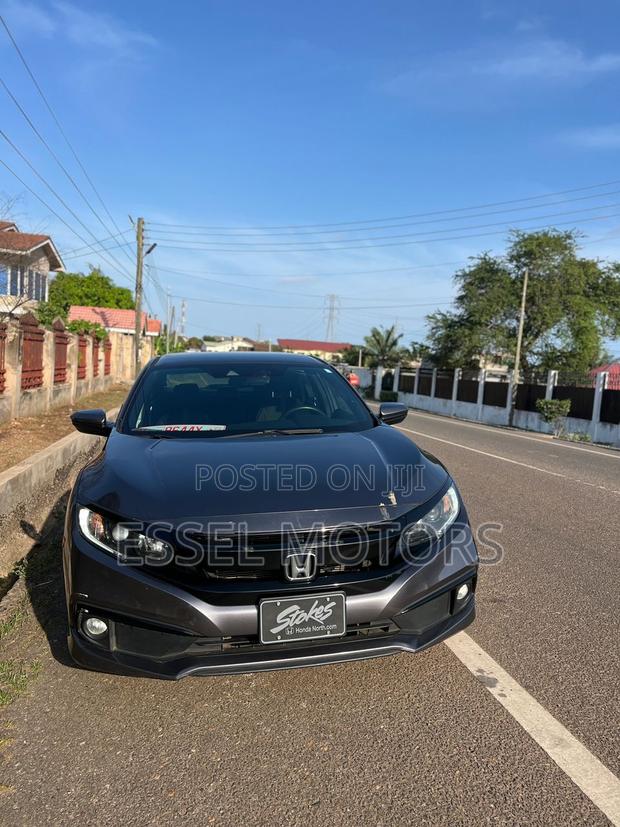 Honda Civic Sport Sedan 2020 Gray · Photo 3