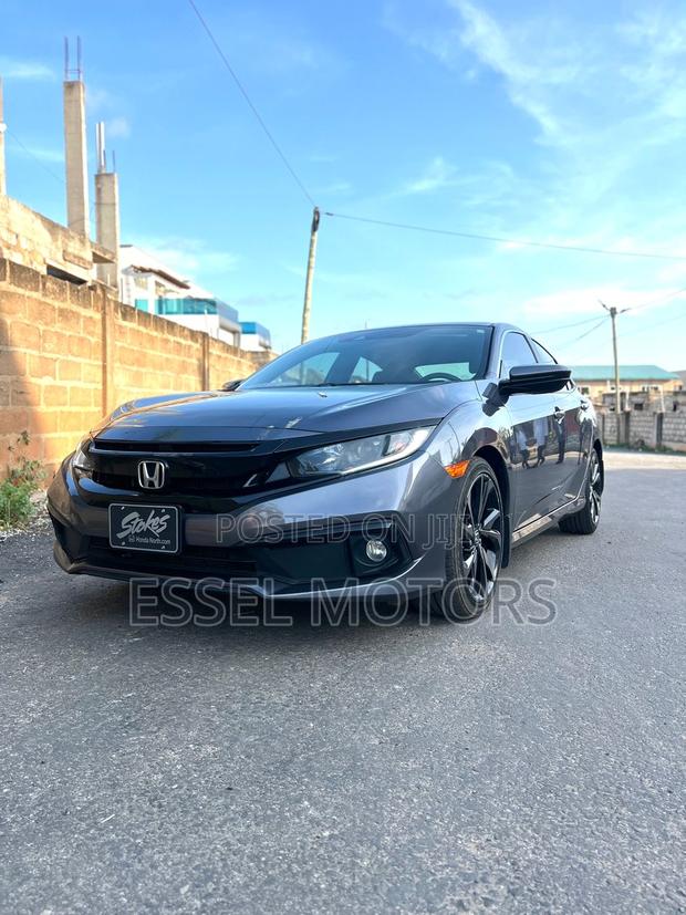 Honda Civic Sport Sedan 2020 Gray · Photo 2