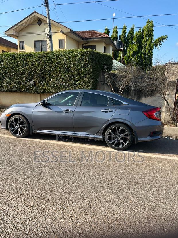 Honda Civic Sport Sedan 2020 Gray · Photo 7