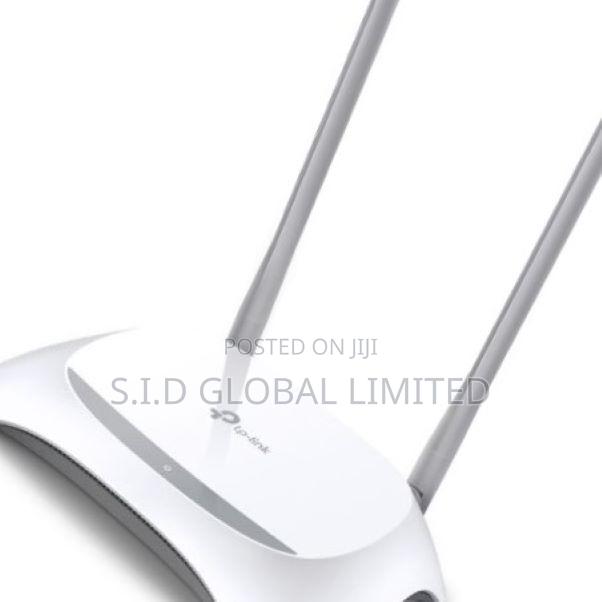 Enjoy High-speed Internet With Tp-link 300 Mbps Router! · Photo 1