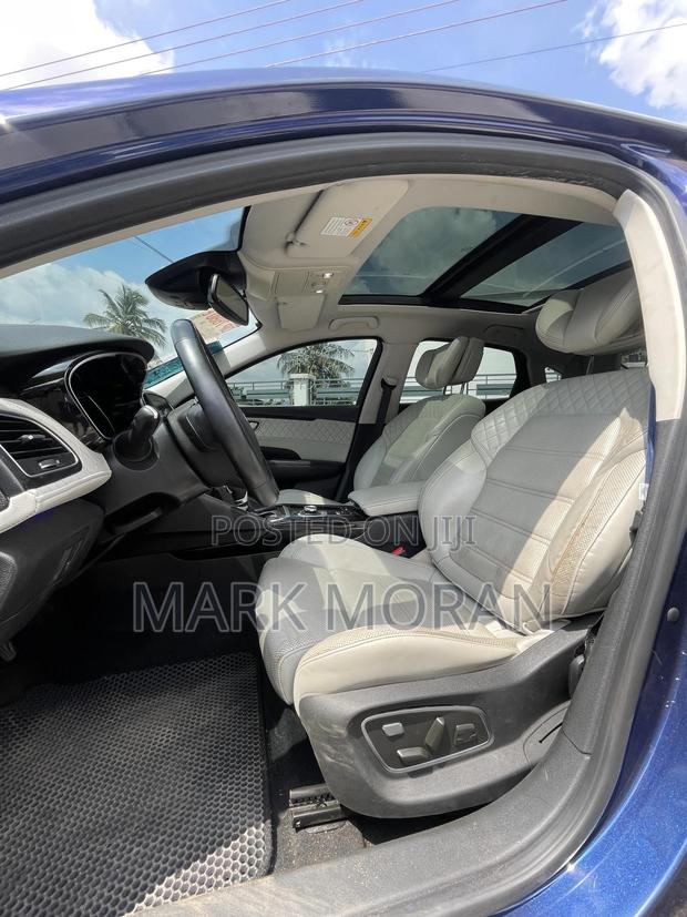 Renault Samsung SM6 2016 Blue · Photo 8