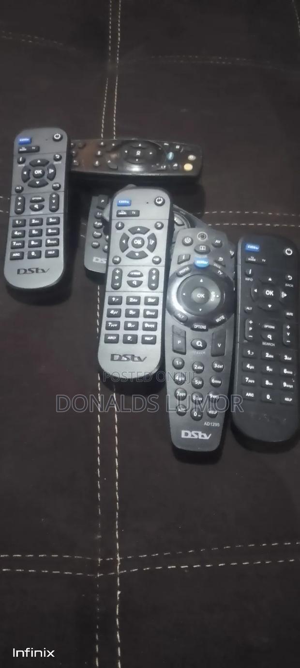 New Dstv Remote Controls · Photo 1