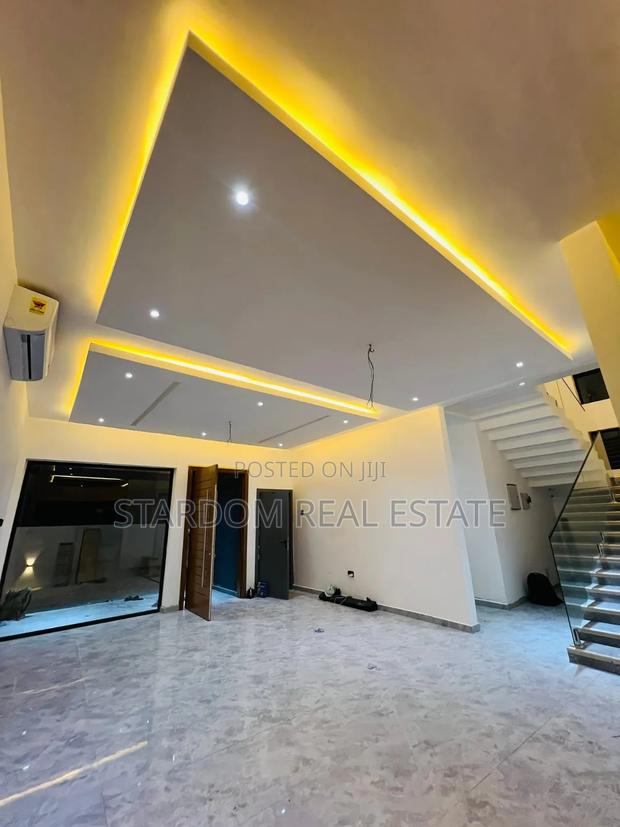4bdrm Duplex in Abokobi for sale · Photo 5