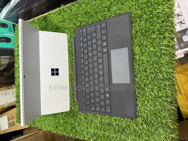 Laptop Microsoft Surface Pro 7+ 8GB Intel Core I5 SSD 256GB · Photo 6