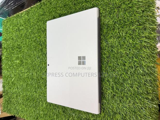 Laptop Microsoft Surface Pro 7+ 8GB Intel Core I5 SSD 256GB · Photo 1