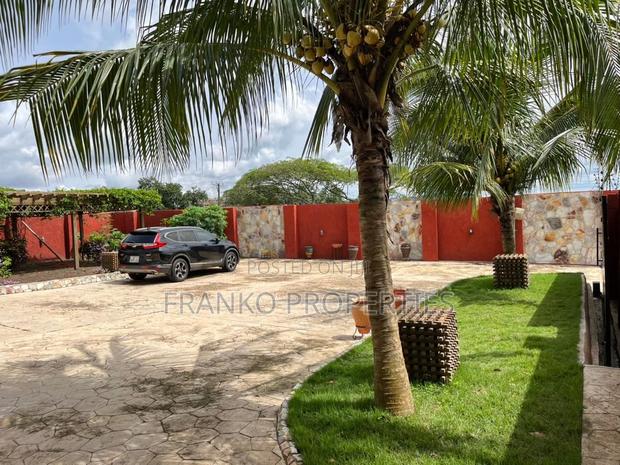 4bdrm House in Franko Properties, Aburi for sale · Photo 8