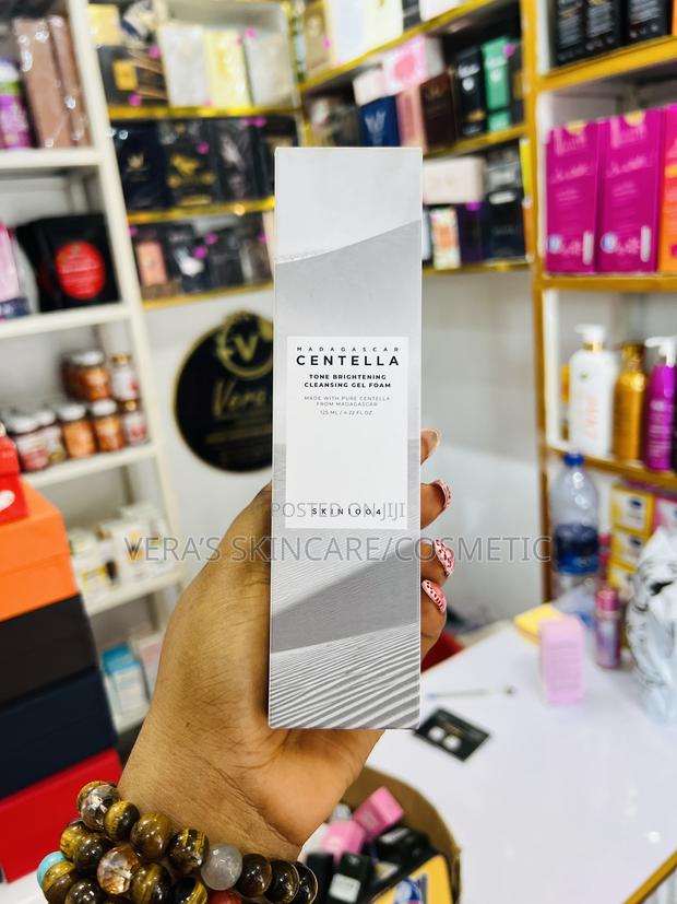 Centella Cleansing Gel Foam · Photo 1