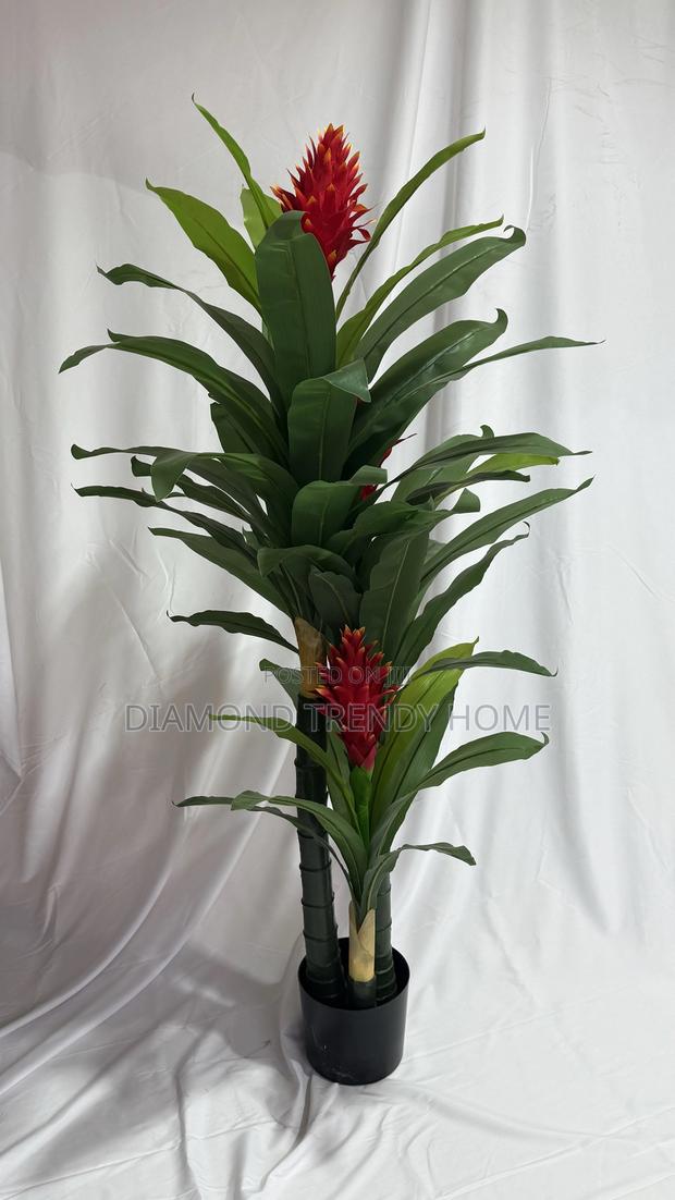 Artificial Plants · Photo 3