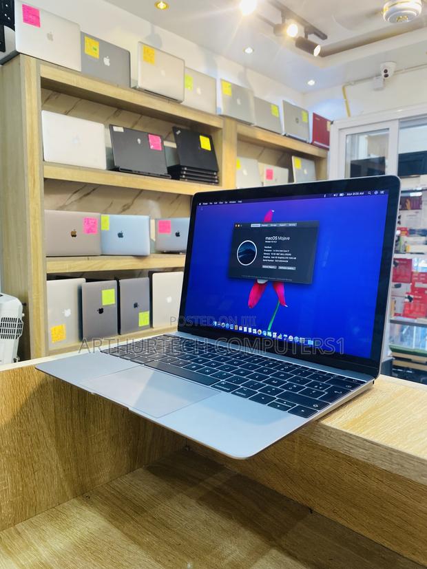 Laptop Apple MacBook Air 2017 16GB Intel Core I7 SSD 256GB · Photo 4