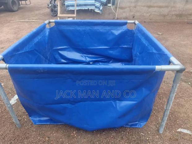 Portable Tarpaulin Fish Pond · Photo 2
