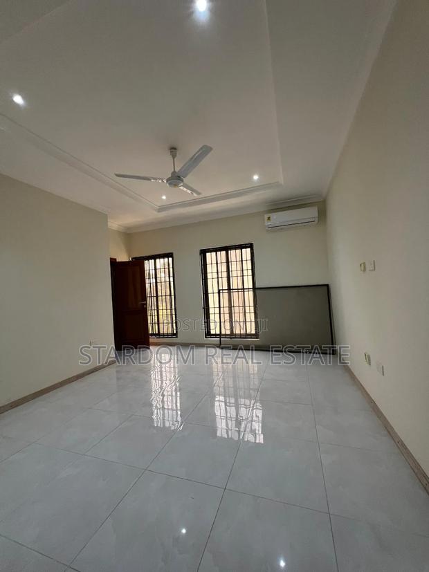 3bdrm Duplex in North Legon for rent · Photo 6