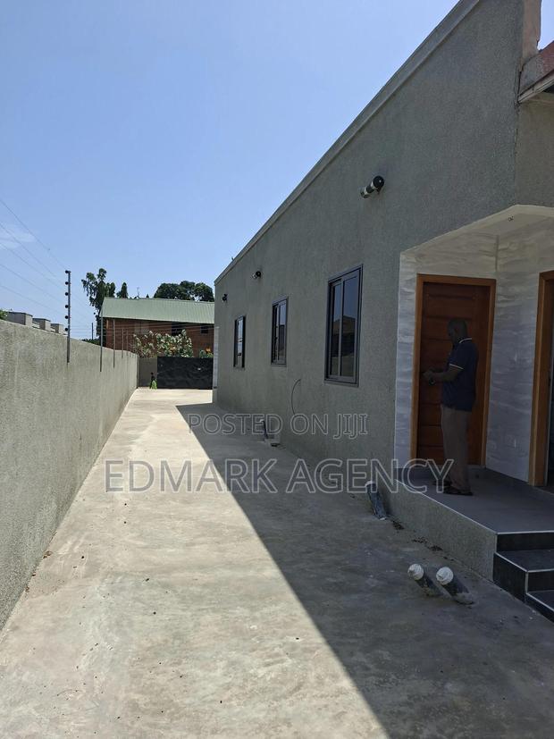4bdrm House in East Airport, Accra Metropolitan for sale · Photo 2