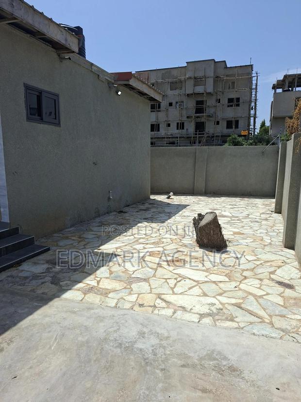 4bdrm House in East Airport, Accra Metropolitan for sale · Photo 5