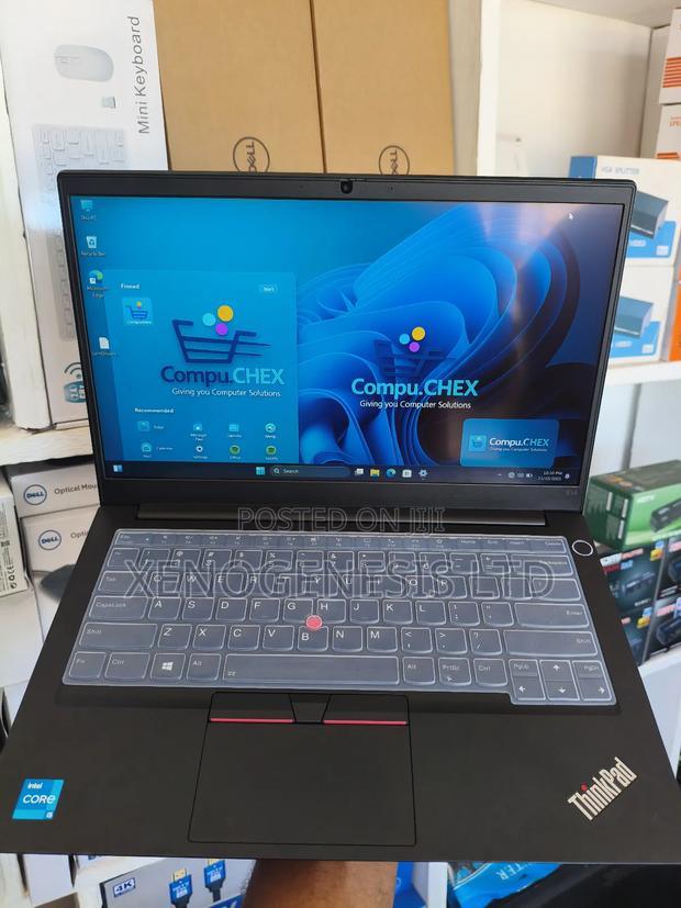 New Laptop Lenovo ThinkPad E14 Gen 2 8GB Intel Core I5 SSD 256GB · Photo 2