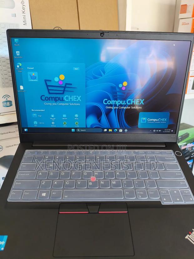 New Laptop Lenovo ThinkPad E14 Gen 2 8GB Intel Core I5 SSD 256GB · Photo 3