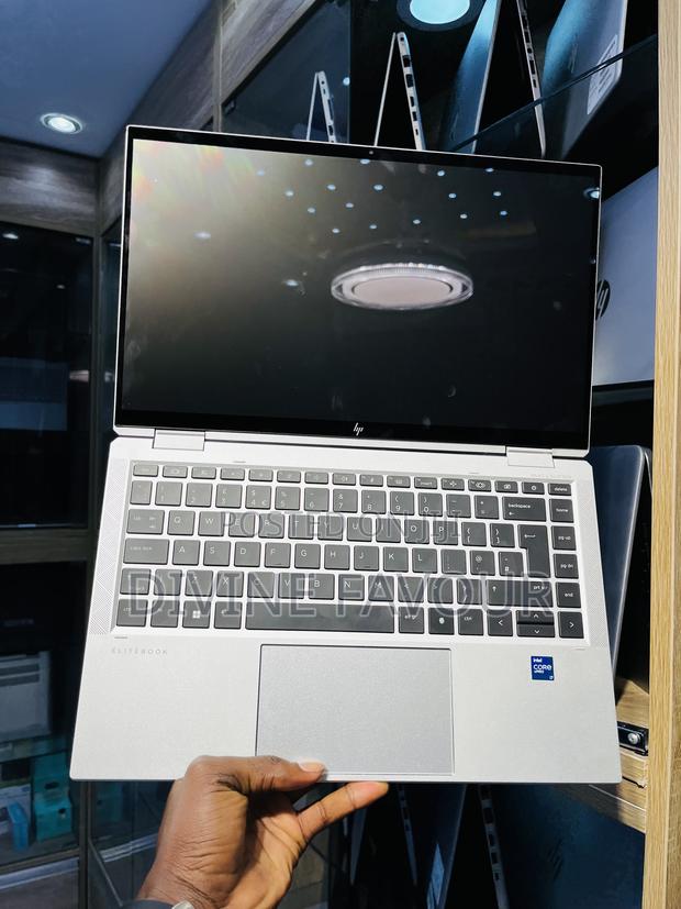 Laptop HP EliteBook 1040 G8 32GB Intel Core i7 SSD 512GB · Photo 5
