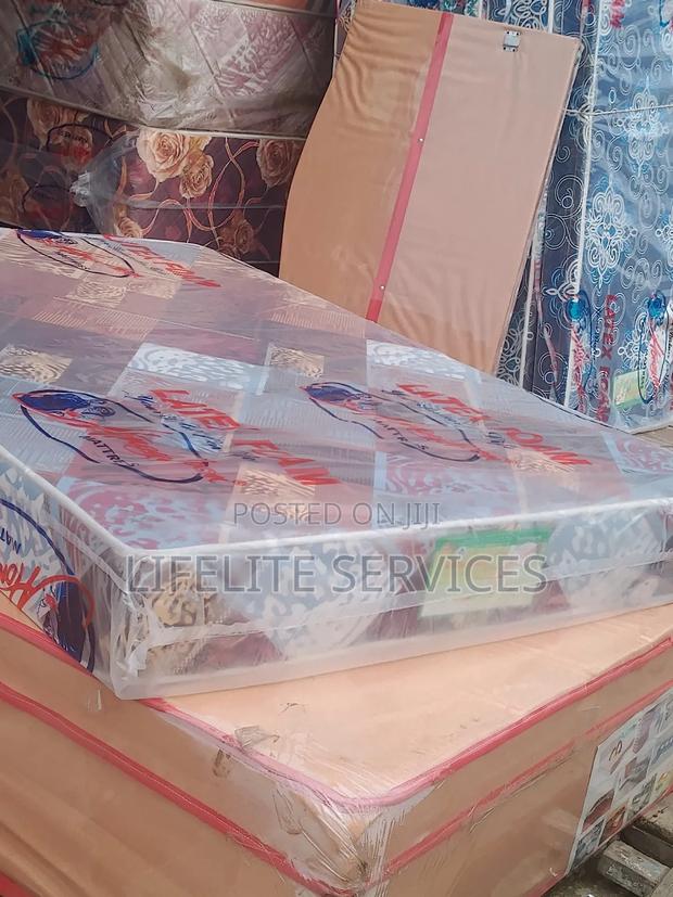 8" Double Size Mattress> Late Foam · Photo 1