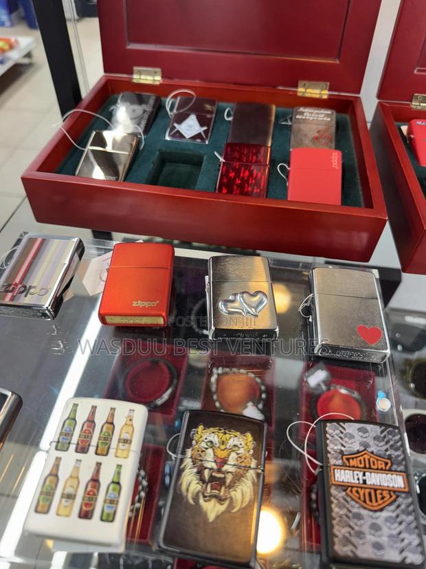 Original Zippo Lighter · Photo 6