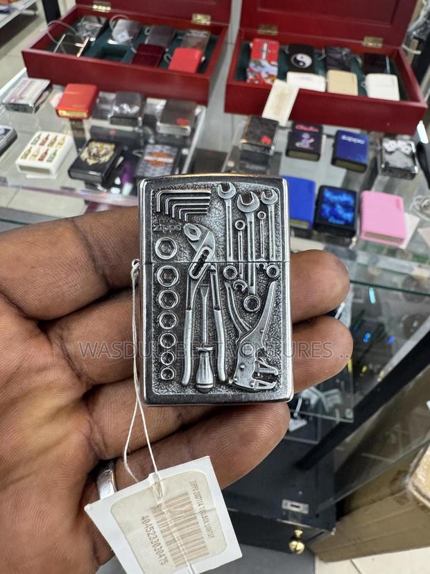 Original Zippo Lighter · Photo 1