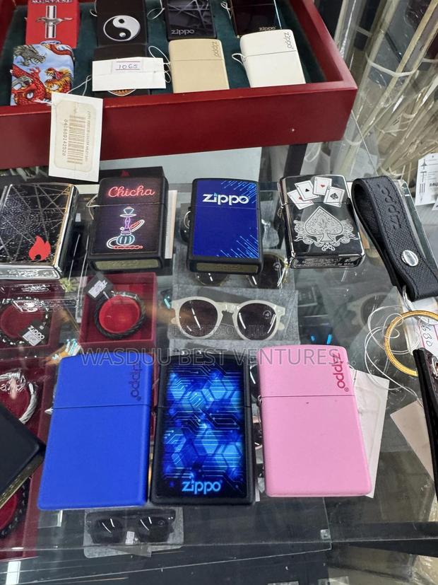 Original Zippo Lighter · Photo 5