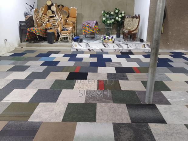 Tough-Pad Tiles Carpet · Photo 1