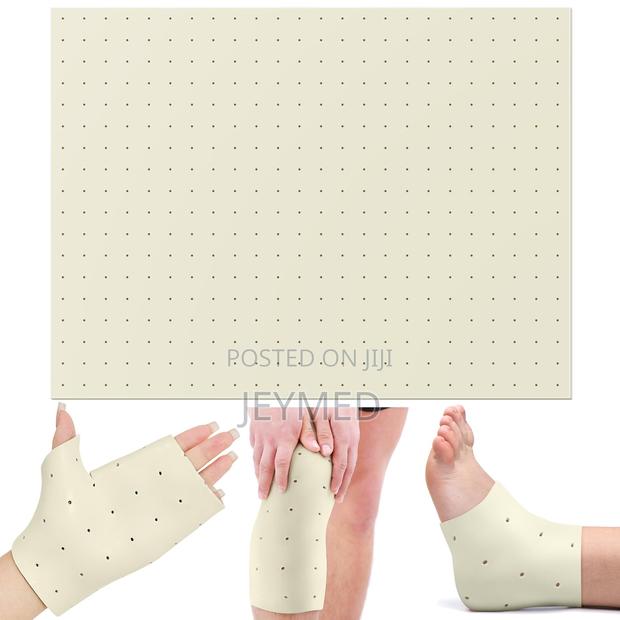 Thermoplastic Sheet (A4 Sheet Sized) · Photo 1