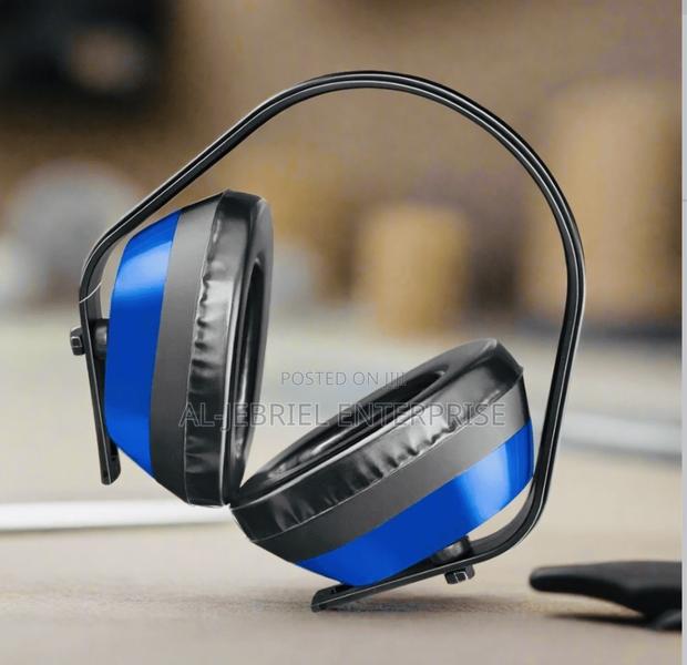 Protective Ear Muff · Photo 1