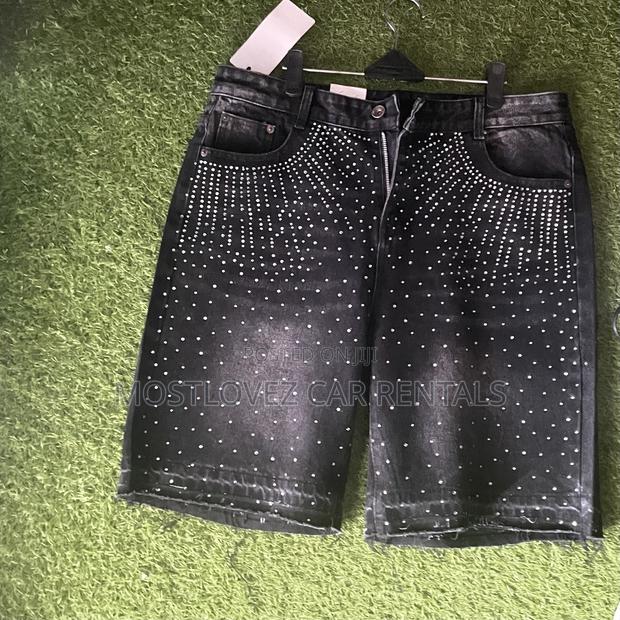 Baggy Shorts Jeans For Sale In Labadi Size 34,36 In Stock · Photo 1