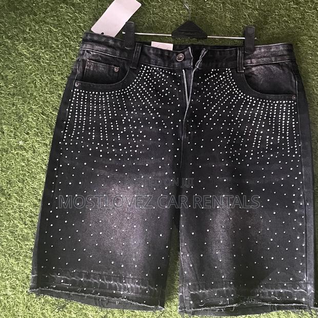 Baggy Shorts Jeans For Sale In Labadi Size 34,36 In Stock · Photo 3