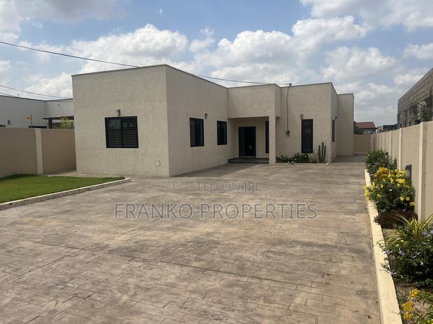3bdrm House in Franko Properties, Lake Side Estate for sale · Photo 2
